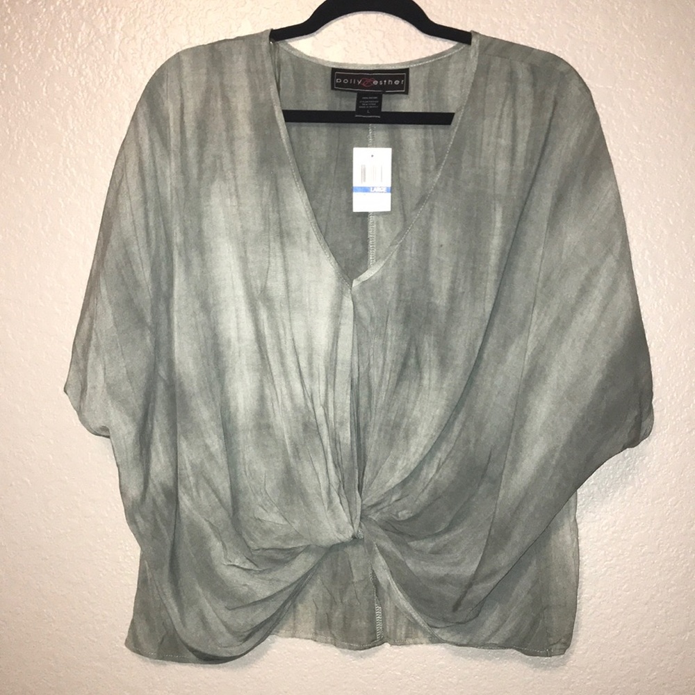 NWT Polly & Esther Sage Blouse Large.